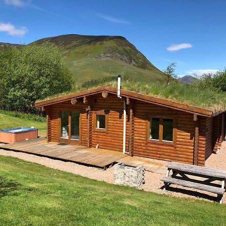 Glenbeag Mountain Lodges Glenshee Esterno foto
