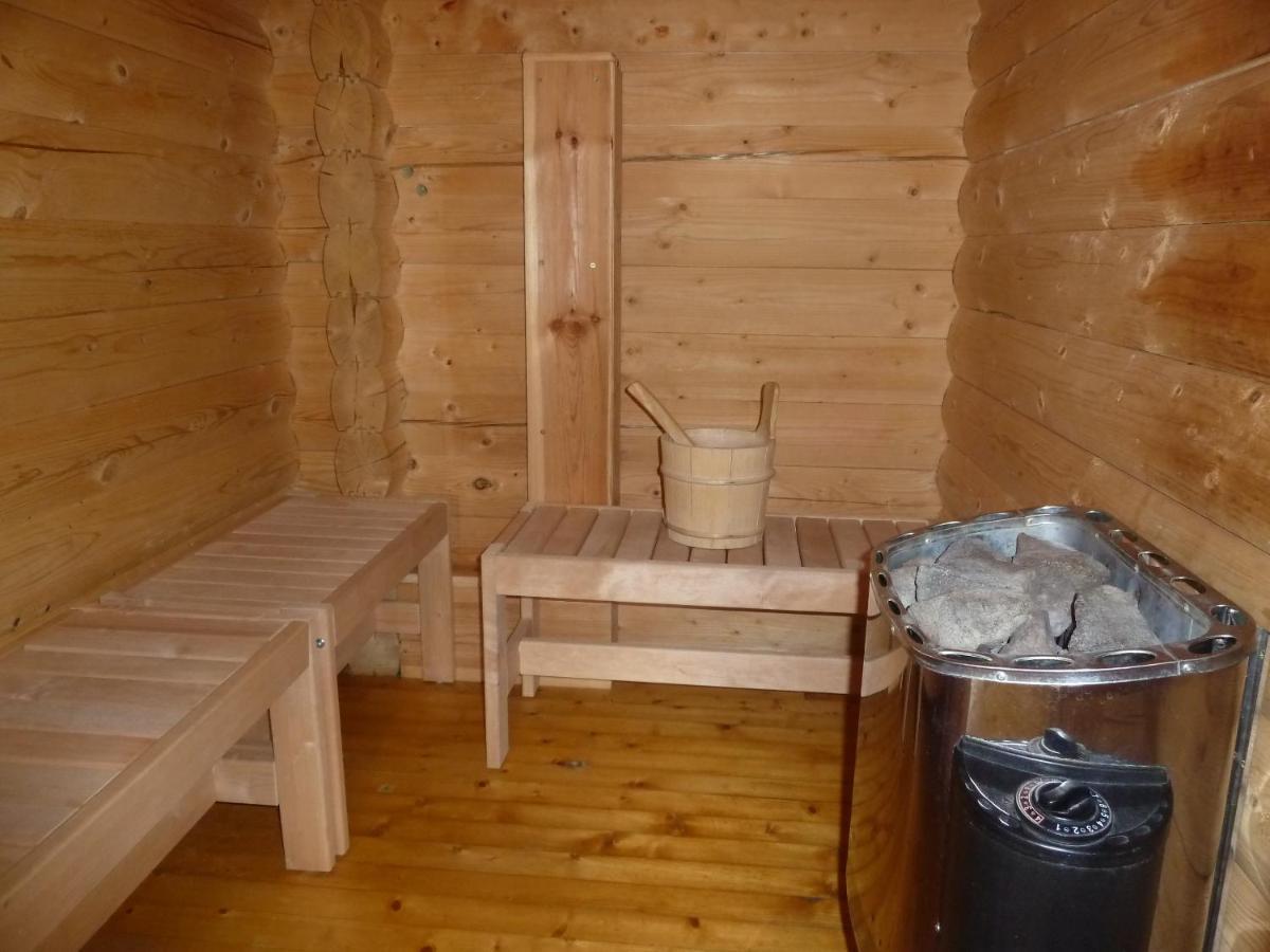 Glenbeag Mountain Lodges Glenshee Esterno foto
